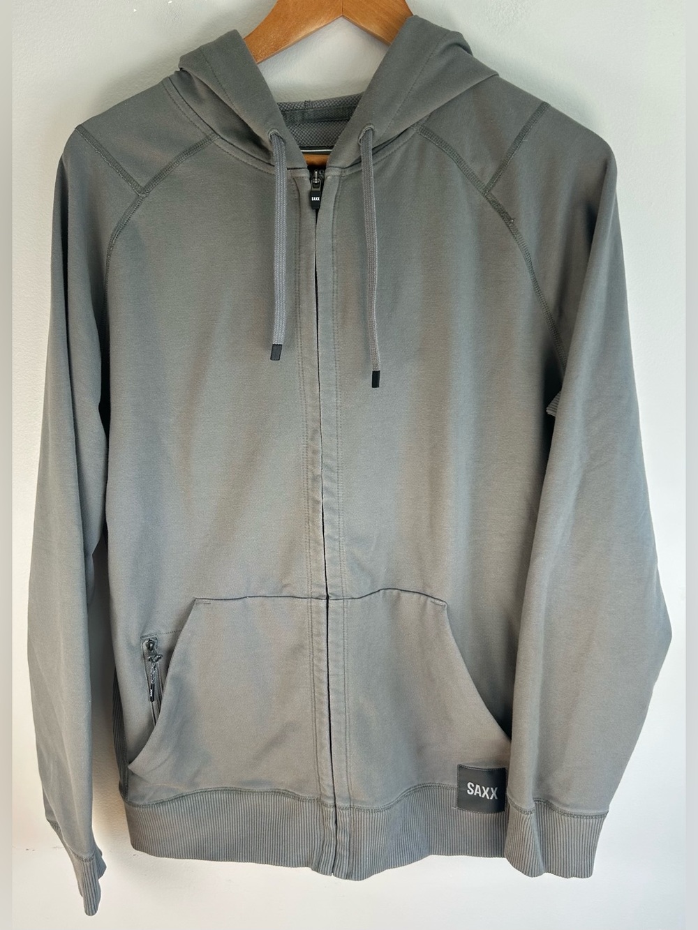 SAXX Men’s Down Time Hoodie Sweater Size M Gray Full Zip Loungewear Stretch